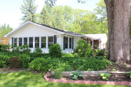 2188 Point Ter, Green Bay, WI 54304-1766