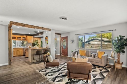 856 Sunset Dr, Redlands CA  92373-6938 exterior