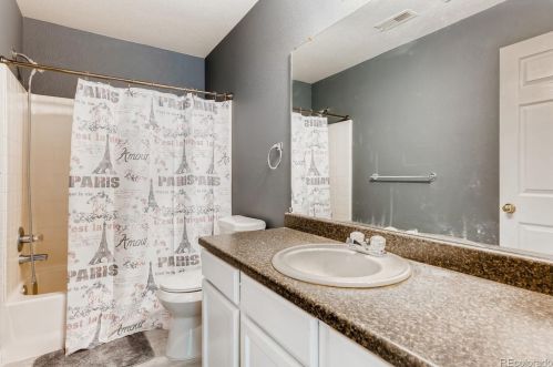 238 Irving St, Denver CO 80211-4539 exterior