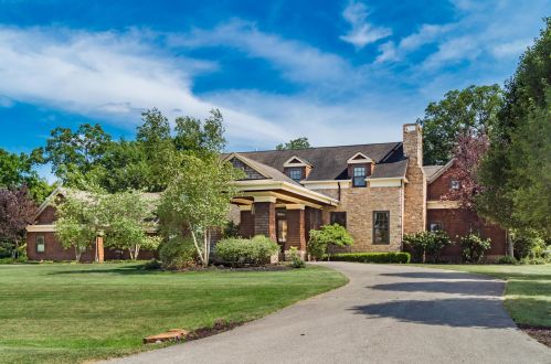 1795 Riverstone Dr, Delaware, OH 43015-7085