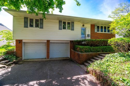 3927 Monterey Dr, Darbydale, OH 43123-2841