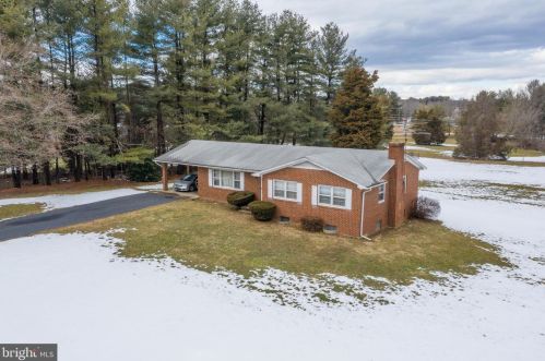 39088 Rodeffer Rd, Lovettsville, VA 20180-3042