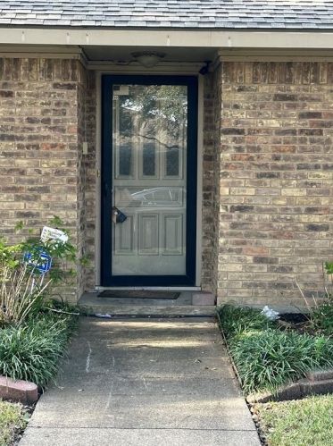 151 Spring Creek Dr, Richardson TX  75081-3962 exterior