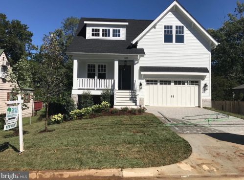 608 Jackson St, Falls Church VA  22046-2828 exterior