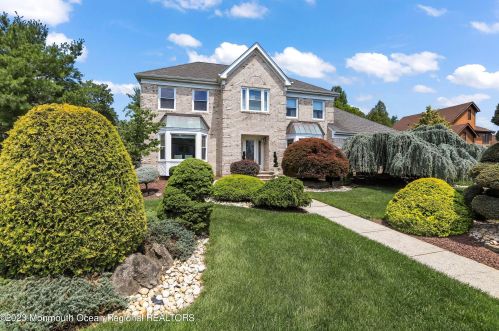 45 Stony Hill Dr, Morganville, NJ 07751-1176