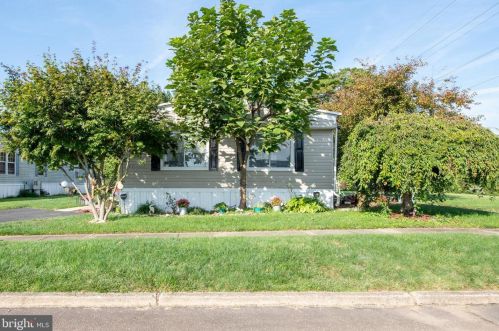 3061 Chandler Dr, Yardley, PA 19067-5121
