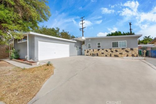 1004 Valiant St, Lancaster, CA 93534-1458