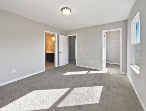 7954 Narrow Leaf Dr, Blacklick OH  43004-6045 exterior