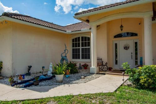 17222 78th Rd, Town Of Loxahatchee Groves FL  33470-5808 exterior