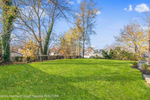 3 Fox Dr, Hazlet NJ  07730-1410 exterior