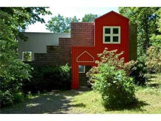 500 Orchard Ln, Freedom, PA 15042-2522