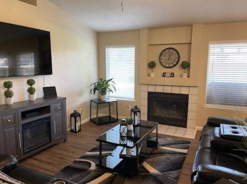 2906 Chianti Ave, Madera CA  93637-4826 exterior