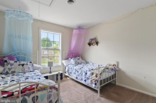 1211 Woodrow Ct, Dover DE  19904-2697 exterior