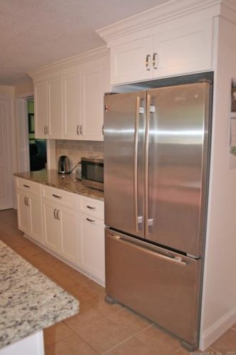 121 Jerry Daniels Rd, East Hampton CT  06447-1230 exterior