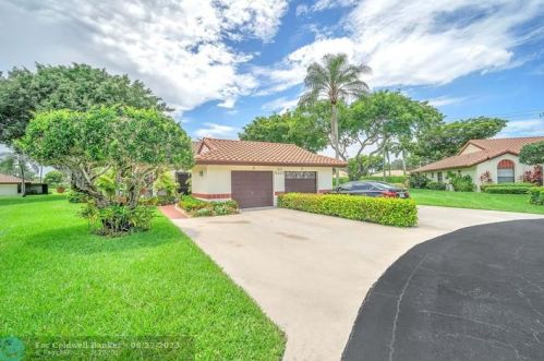 5487 Palm Springs Ln, Boynton Beach, FL 33437-2295