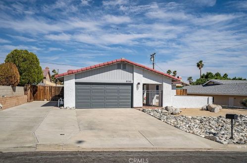 9750 San Simeon Dr, Desert Hot Springs, CA 92240-1862