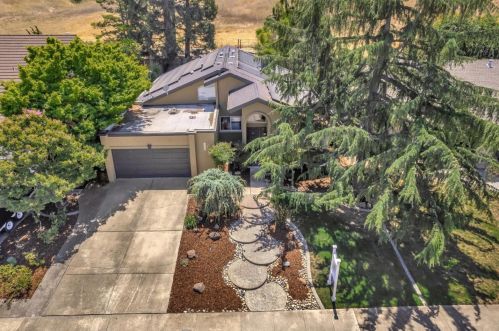 642 Colleen Dr, San Jose CA 95123-4509 exterior