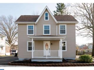 37 Myrtle St, Oxford, PA 19363-1633