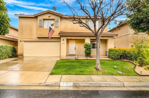 42064 Pine Needle St, Temecula CA  92591-7915 exterior
