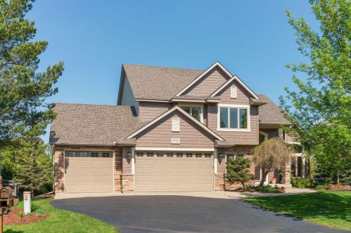 1674 Isabella Pkwy, Chaska, MN 55318-3214