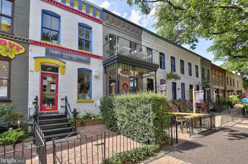 3322 Clay Pl, Washington DC 20019-1429 exterior