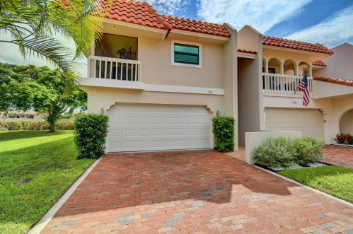 134 Harbor Cir, Delray Beach FL  33483-8005 exterior