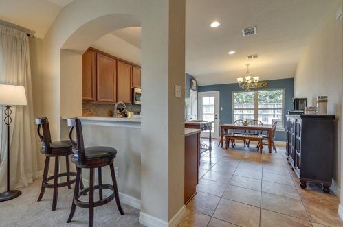 4020 Lone Star Ln, Denton TX  76210-3499 exterior