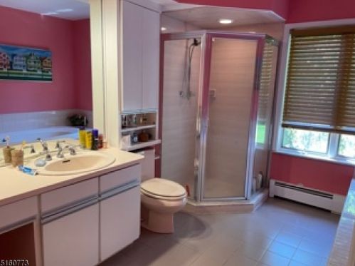 44 Ferguson Rd, Warren NJ  07059-6908 exterior