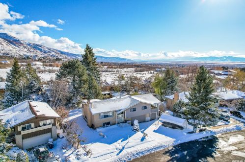 1096 Cambridge Rd, West Kaysville UT  84037-1305 exterior