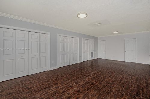 971 64th St, Hialeah FL  33012-6414 exterior