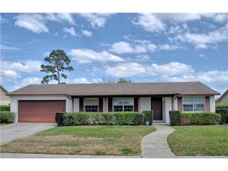 949 Candle Berry Rd, Orlando, FL 32825-6322