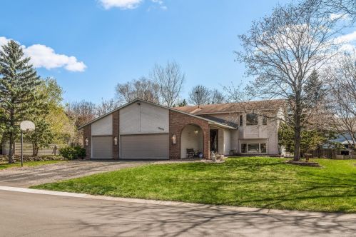 15650 Highview Ln, Saint Paul, MN 55124-7003