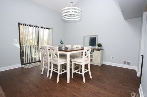 42 Front Ct, Old Bridge NJ  08857-1943 exterior