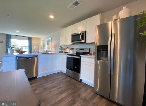 417 Grainery Way, Seaford DE  19973-7610 exterior