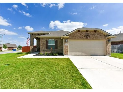 600 Pond View Pass, Creedmoor, TX 78610-2617