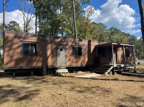 55 Bluejay Dr, Browndell, TX 75931-4813