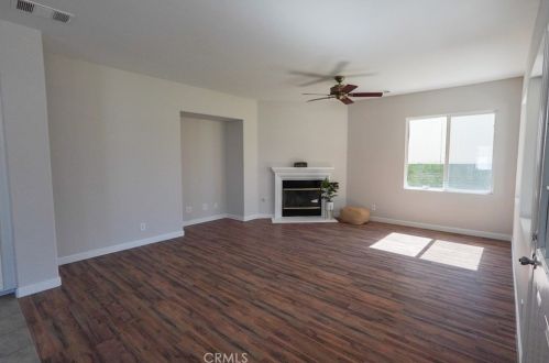 42333 Ridge View Dr, Lancaster CA 93536-7382 exterior