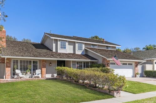 1811 Newport Hills Dr, Newport Beach, CA 92660-7114