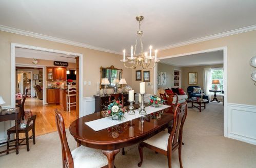 1070 Tudor Ln, Florence KY  41042-9647 exterior