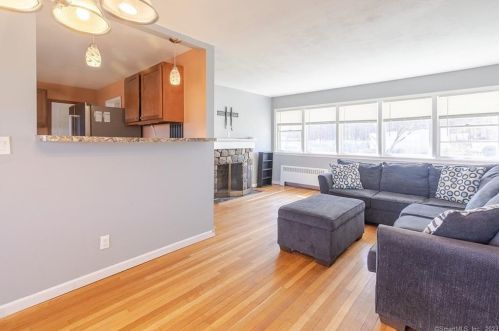 510 Wolcott St, Bristol CT  06010-6429 exterior