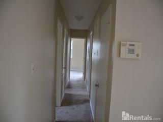 1994 Aspen Cir, Fayetteville NC  28304-4965 exterior