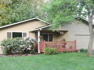 4029 Josh St, Eugene OR  97402-5647 exterior