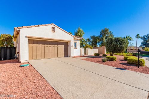 12922 Ridgley Dr, Sun City, AZ 85375-1511