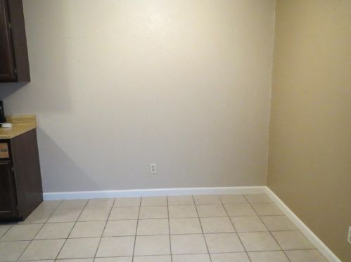 141 Canton St, Palmer, TX 75152-9668