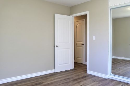 327 Erwin St, Rialto CA  92376-6018 exterior