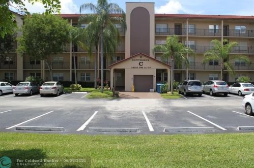 13100 11th Ct, Hollywood FL 33027-2164 exterior