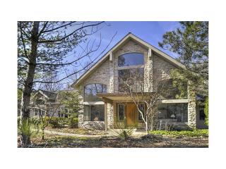 3038 Nagel Rd, Avon, OH 44011-2056