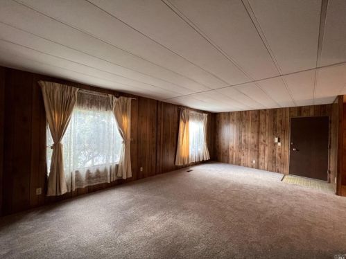 704 Sequoia St, Windsor CA  95492-9328 exterior