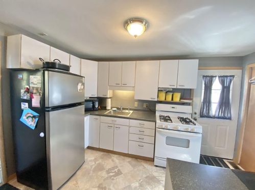 325 Mill St, Clinton, WI 53525-9406