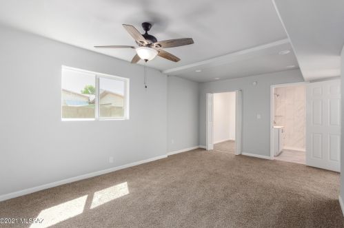 801 Kelso St, Tucson AZ  85705-4127 exterior